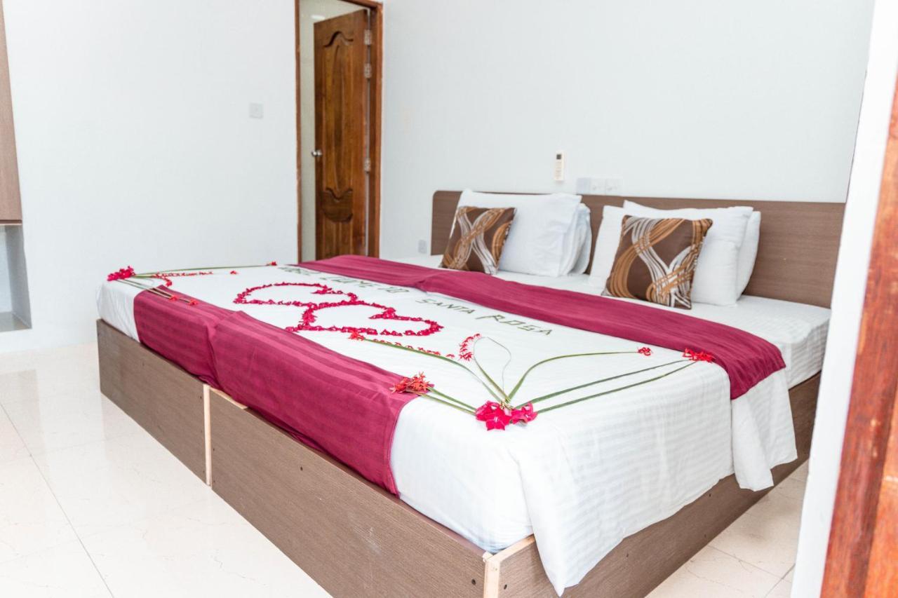 Santa Rosa Maldives Hotel Thulusdhoo Exterior photo