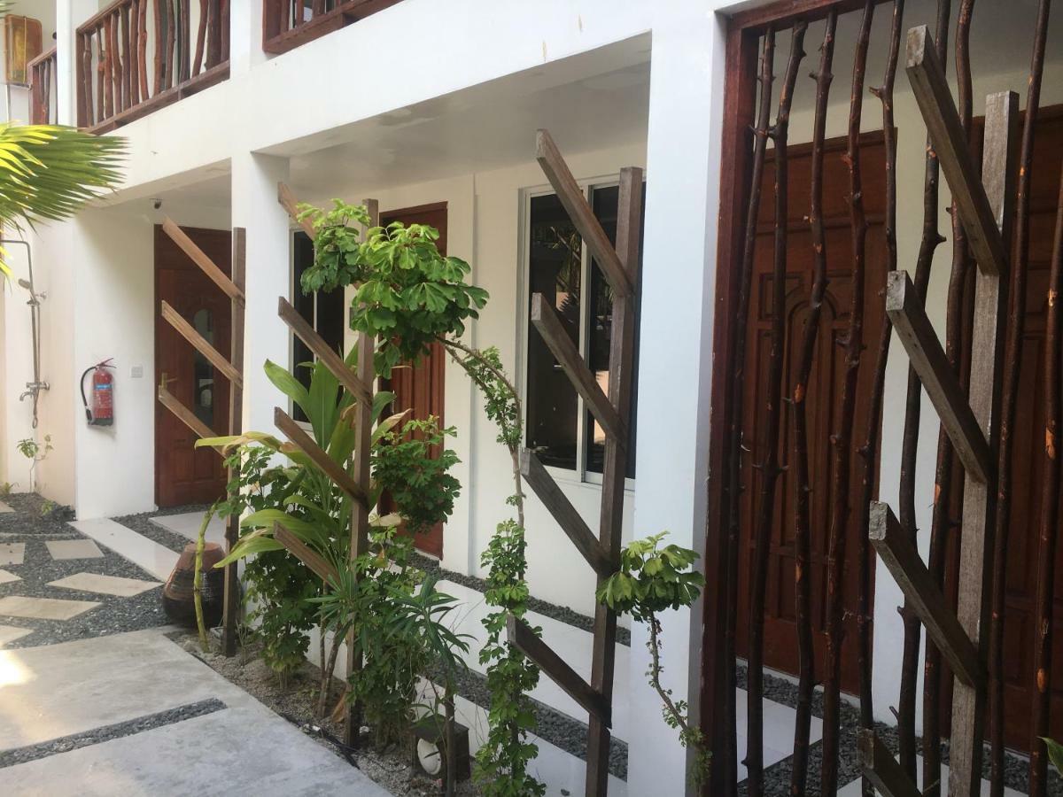 Santa Rosa Maldives Hotel Thulusdhoo Exterior photo