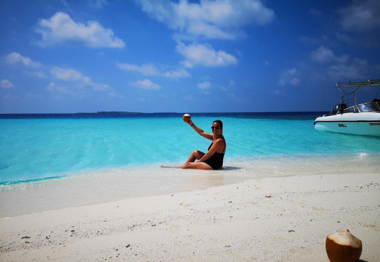 Santa Rosa Maldives Hotel Thulusdhoo Exterior photo